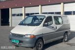 2006 Toyota HiAce 2.5 D 102HK 4WD HENGERFESTE SKYVEDØRER