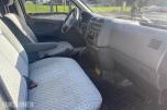 2006 Toyota HiAce 2.5 D 102HK 4WD HENGERFESTE SKYVEDØRER