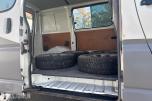 2006 Toyota HiAce 2.5 D 102HK 4WD HENGERFESTE SKYVEDØRER
