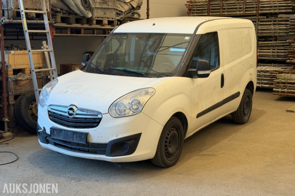 2015 Opel COMBO 1.2-90 D - repobjekt - 125 854 km