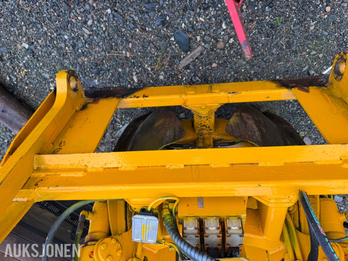 Hydraulisk trespade med BM-feste