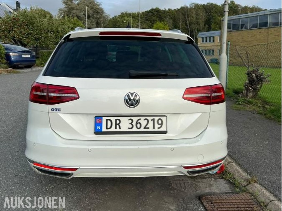2017 Volkswagen Passat GTE HYBRID 274HK ACC, KAMERA, SOLTAK, KUPEVARMER