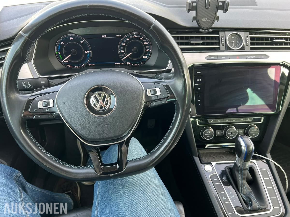 2017 Volkswagen Passat GTE HYBRID 274HK ACC, KAMERA, SOLTAK, KUPEVARMER