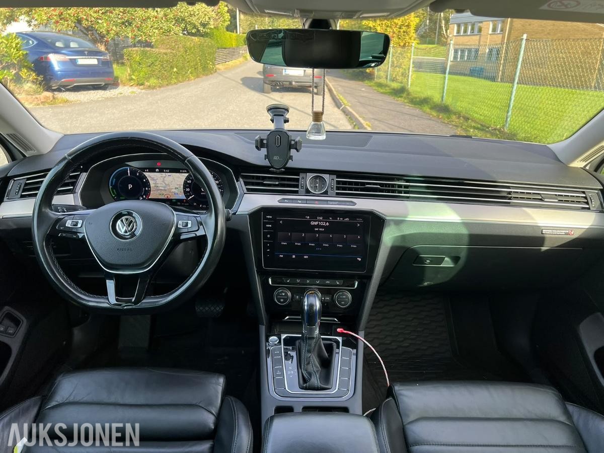 2017 Volkswagen Passat GTE HYBRID 274HK ACC, KAMERA, SOLTAK, KUPEVARMER
