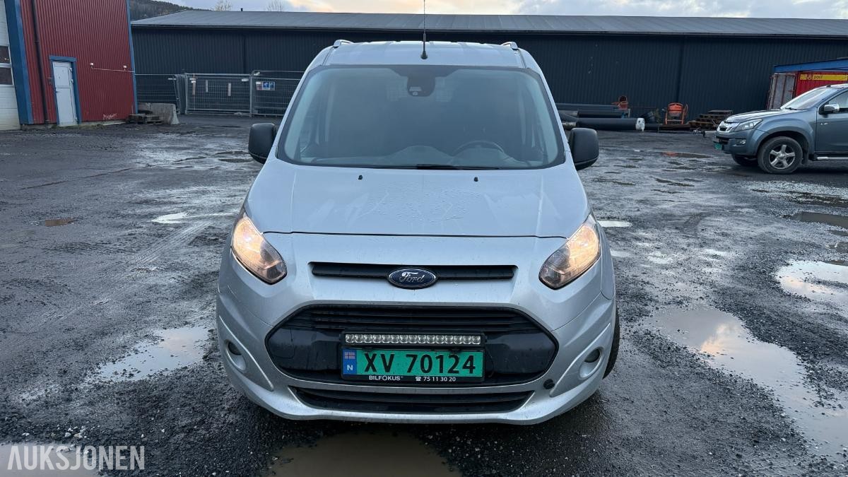 2017 Ford Transit Connect m/ drivstoffvarmer, 207844km