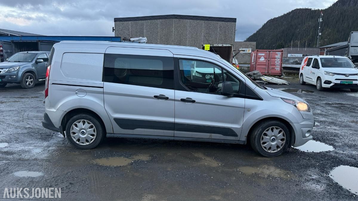 2017 Ford Transit Connect m/ drivstoffvarmer, 207844km