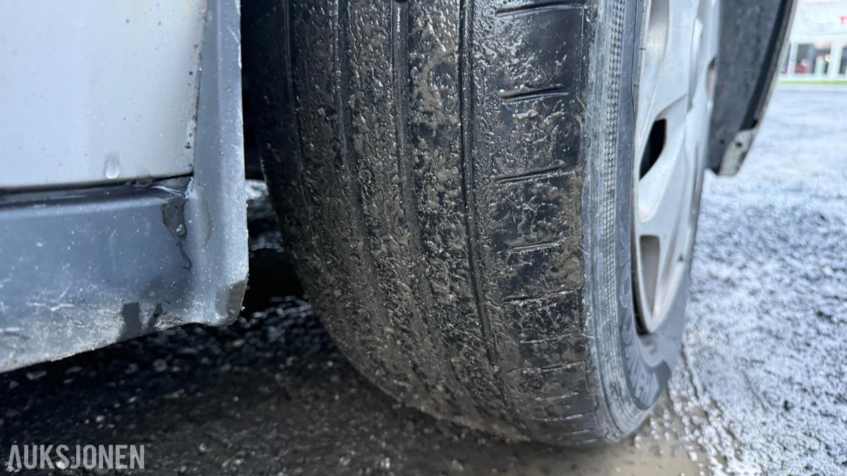 2017 Ford Transit Connect m/ drivstoffvarmer, 207844km