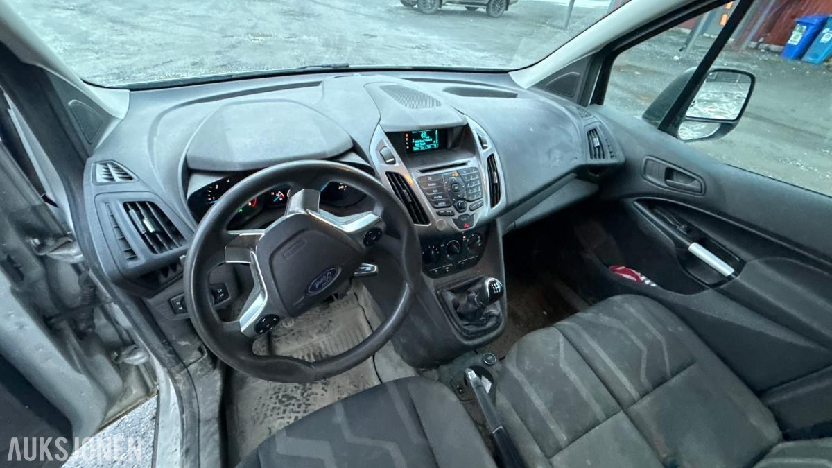 2017 Ford Transit Connect m/ drivstoffvarmer, 207844km