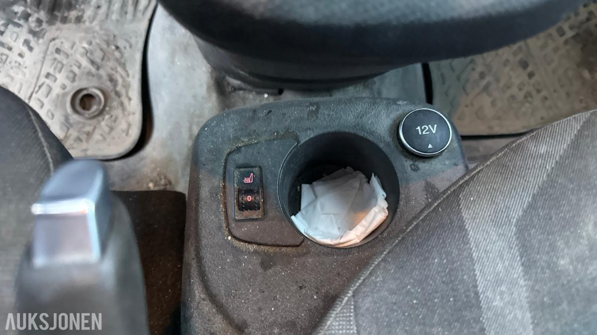 2017 Ford Transit Connect m/ drivstoffvarmer, 207844km