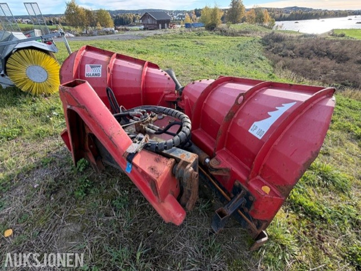 Igland SP 180 hydraulisk V-plog / snøplog