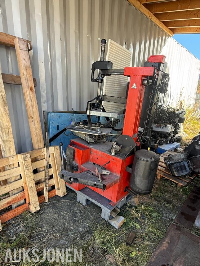 2005 Giuliano S222 GT dekkmaskin/dekkomlegger med hjelpearm