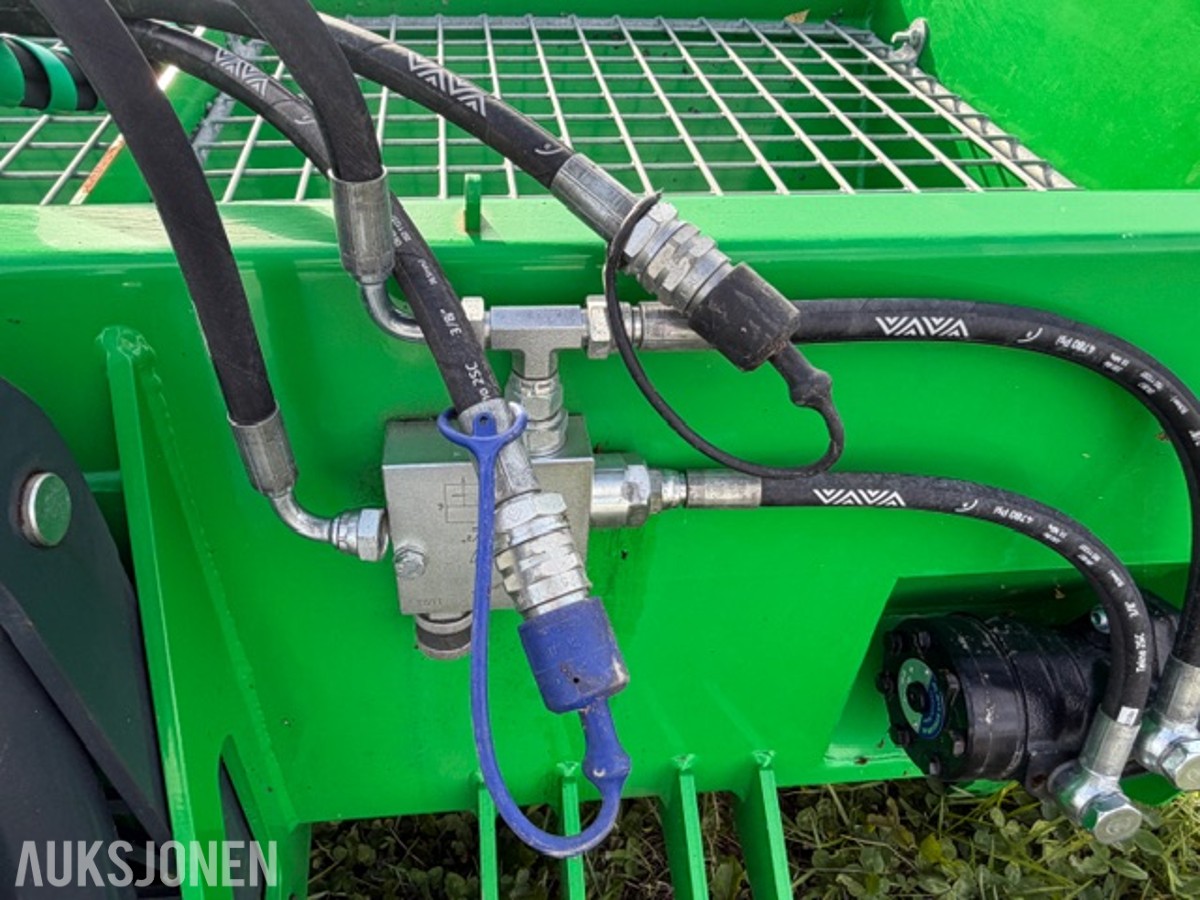 SAMI SL-2-250 sandstrøer, hydraulisk drift, CE-merket, beskyttelsesgitter og hurtigkoblinger