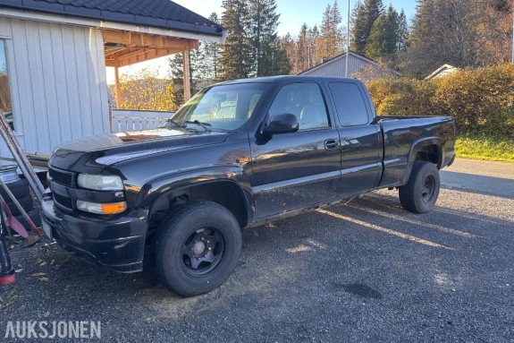 2002 Chevrolet Silverado 6.6 Diesel 299hk 4X4 Automat, Cruisekontroll, hengerfeste