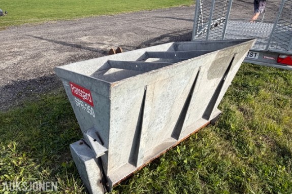 Fransgård SPR-350GA sandstrøer for strøing av sand, grus og tilsvarende strømateriale.