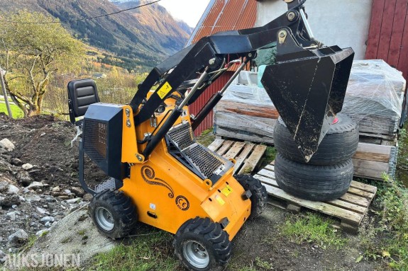2024 Nicosail NMT100 Skidsteer