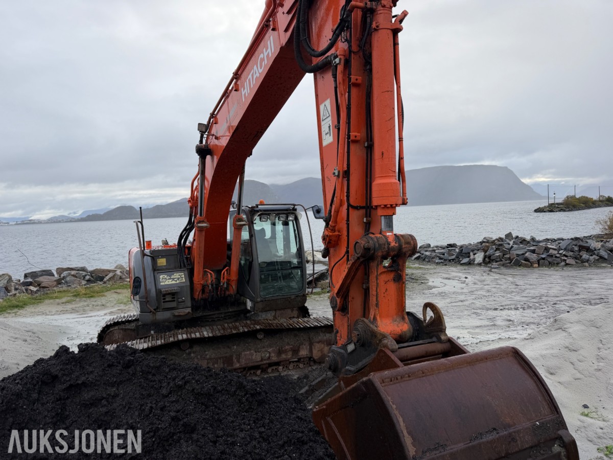 2008 Hitachi ZX225USPLC-3 Beltegraver, Engcon tiltrotator, S70, 2 skuffer