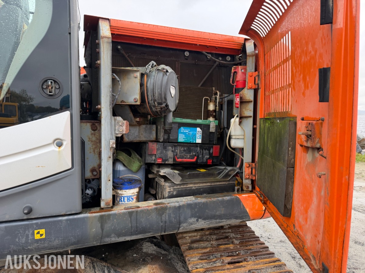 2008 Hitachi ZX225USPLC-3 Beltegraver, Engcon tiltrotator, S70, 2 skuffer