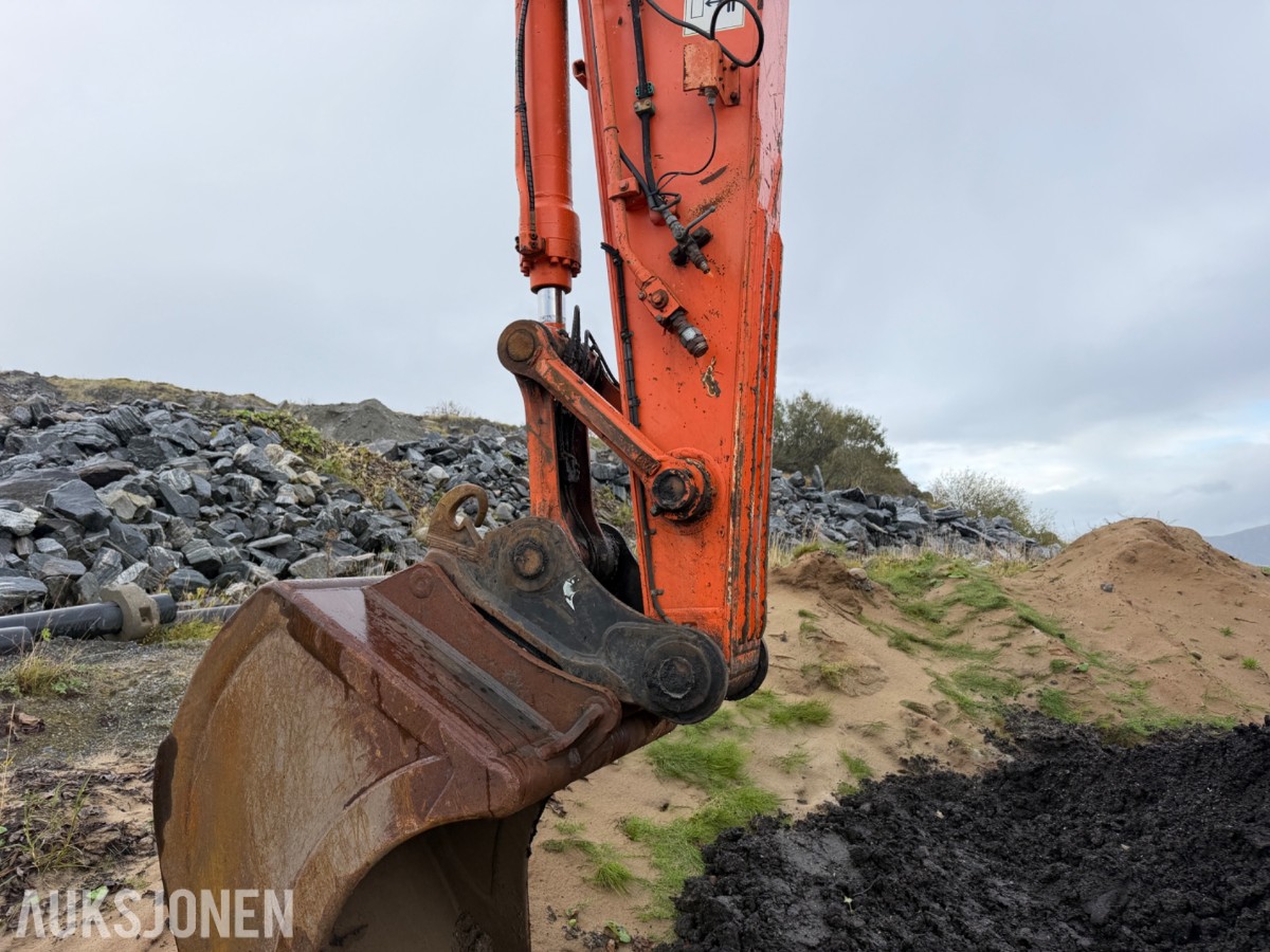 2008 Hitachi ZX225USPLC-3 Beltegraver, Engcon tiltrotator, S70, 2 skuffer