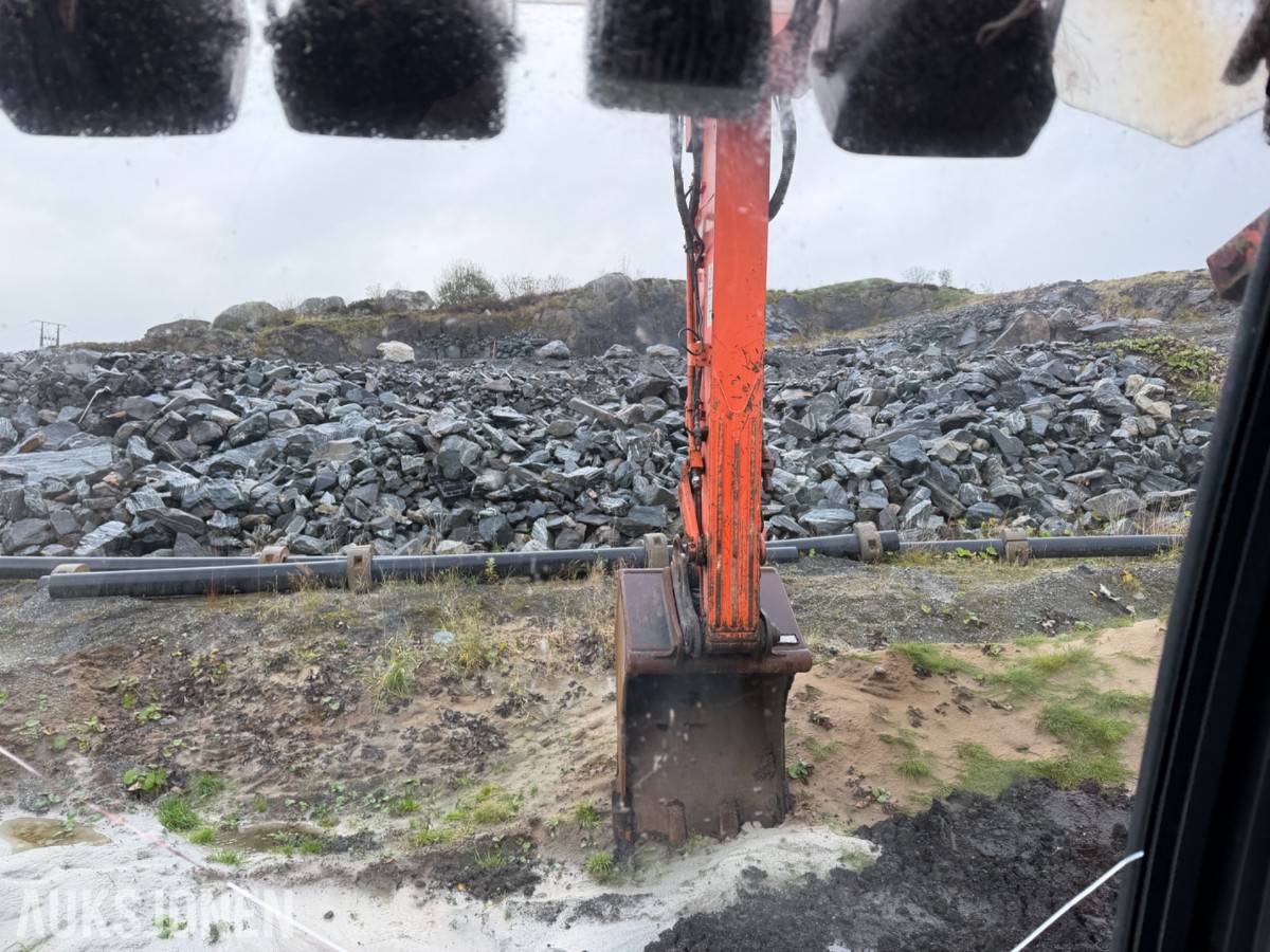 2008 Hitachi ZX225USPLC-3 Beltegraver, Engcon tiltrotator, S70, 2 skuffer