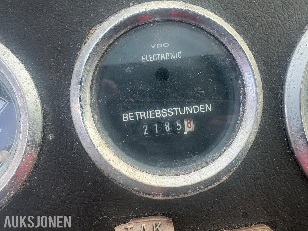 1979 Leitner H390D tråkkemaskin