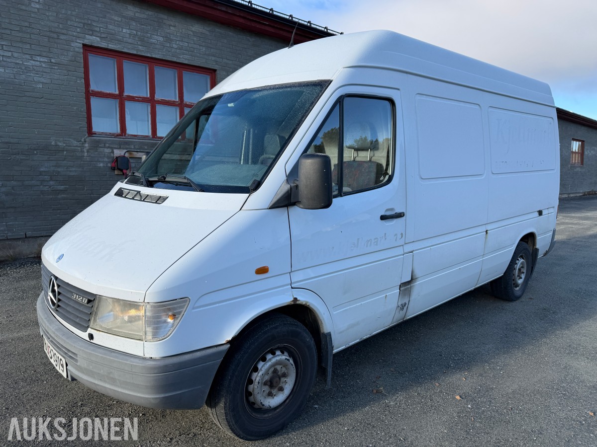 2001 Mercedes-Benz 312 D SPRINTER 2.9-122 D - Hydraulisk bakløfter