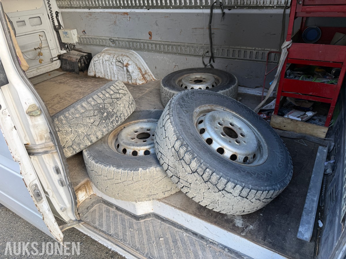 2001 Mercedes-Benz 312 D SPRINTER 2.9-122 D - Hydraulisk bakløfter