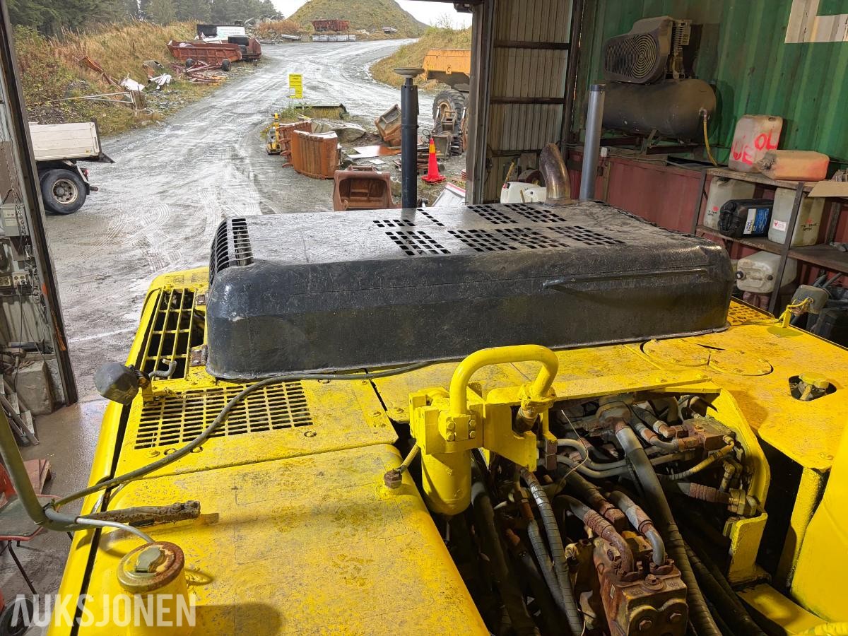 2004 KOMATSU PC340LC-7K MVA FRI BELTEGRAVER