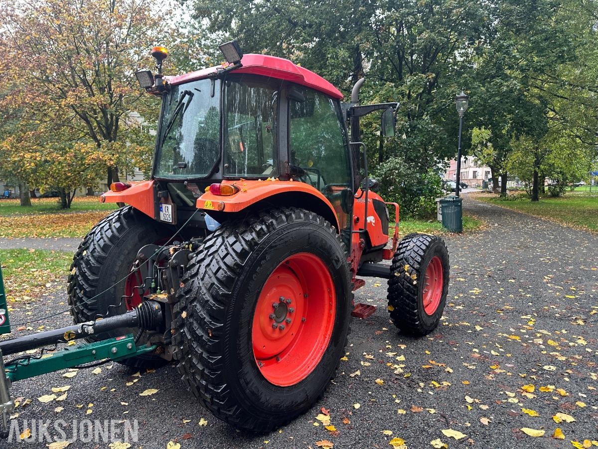 2010 Kubota M9540 traktor med lasteapparat