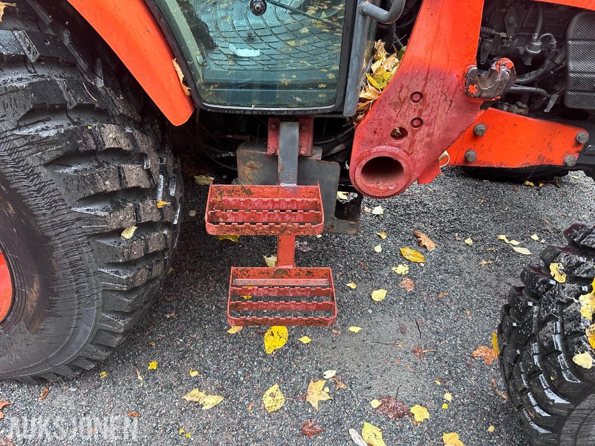 2010 Kubota M9540 traktor med lasteapparat