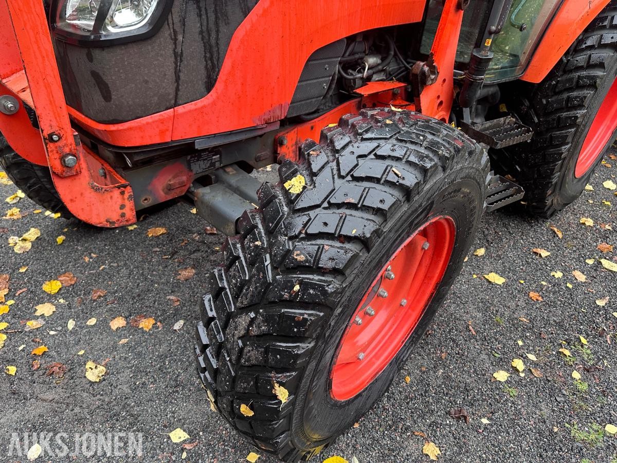 2010 Kubota M9540 traktor med lasteapparat