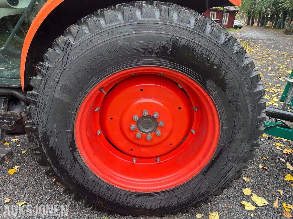 2010 Kubota M9540 traktor med lasteapparat