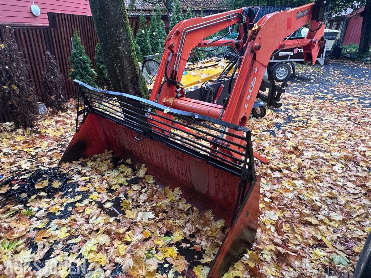2010 Kubota M9540 traktor med lasteapparat