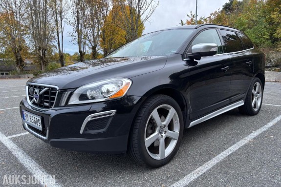 2010 Volvo XC 60 2.4 Diesel 163hk AWD R-design Automat, ACC, Panorama, Webasto