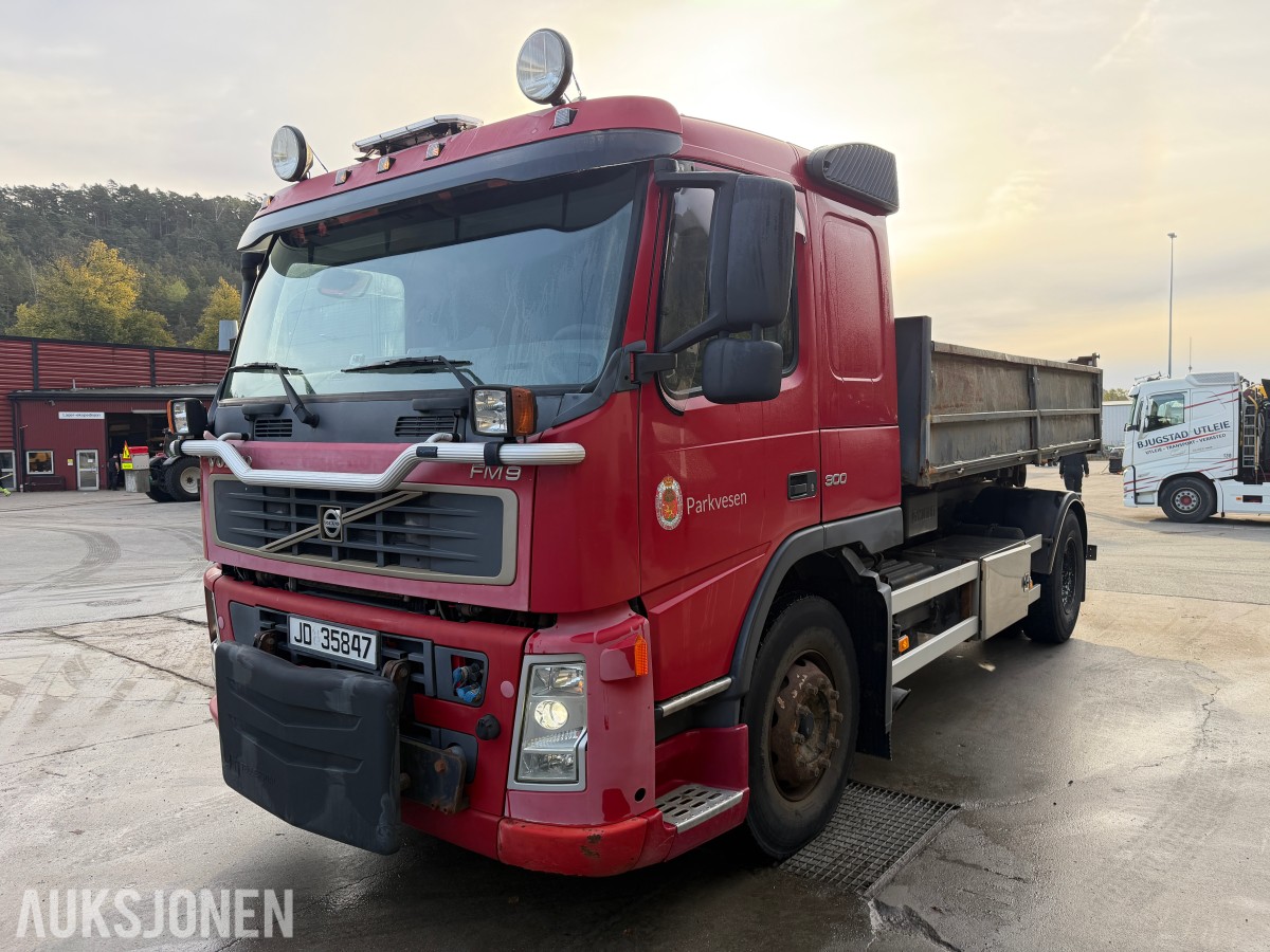 2004 Volvo FM9 Krokløftbil, Multilift 14 tonn