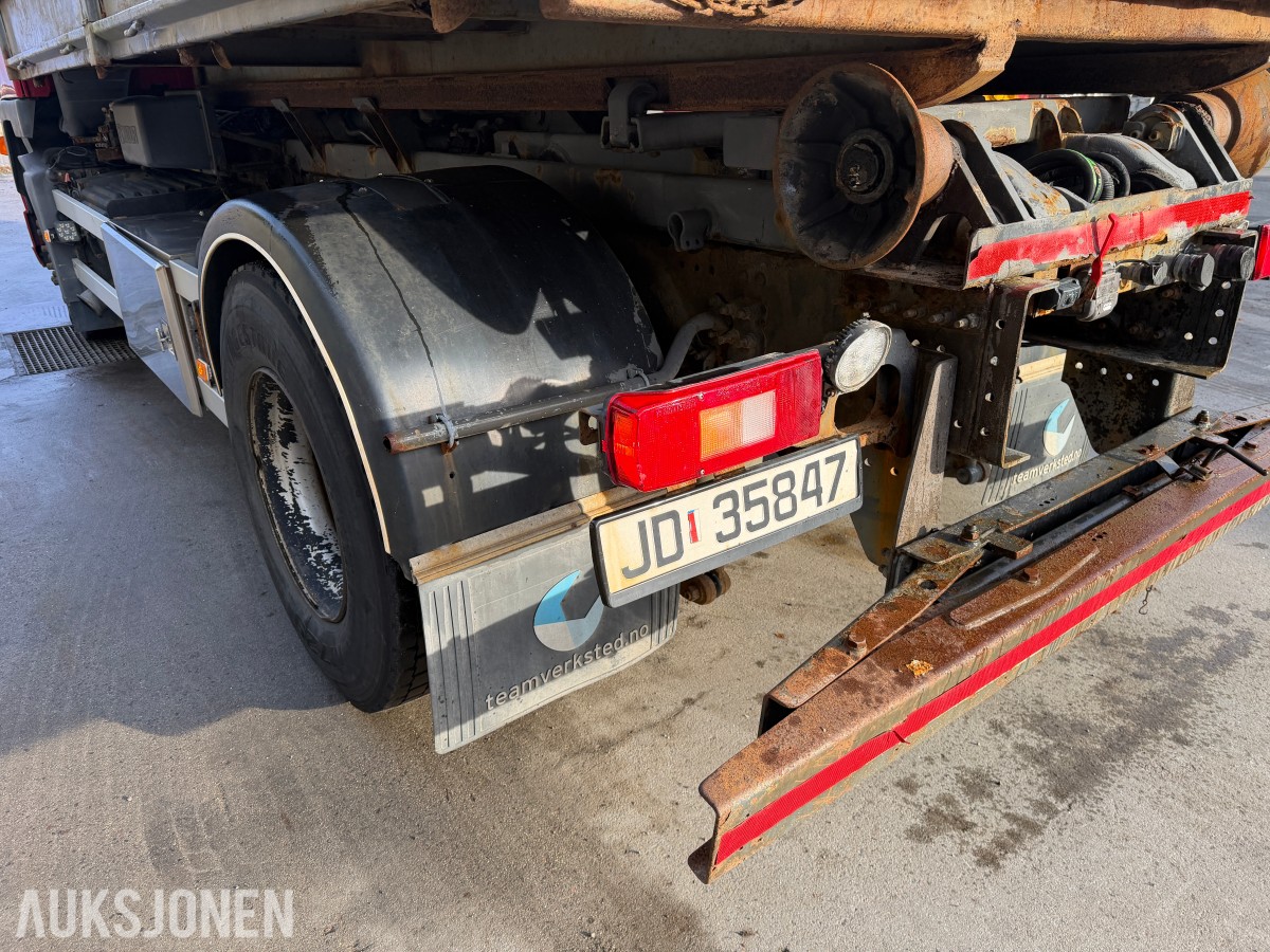 2004 Volvo FM9 Krokløftbil, Multilift 14 tonn