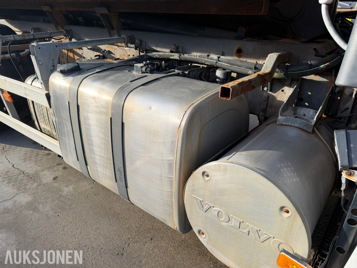2004 Volvo FM9 Krokløftbil, Multilift 14 tonn