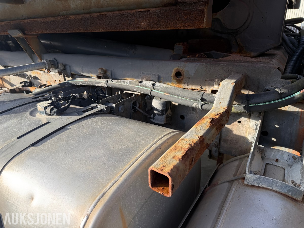 2004 Volvo FM9 Krokløftbil, Multilift 14 tonn