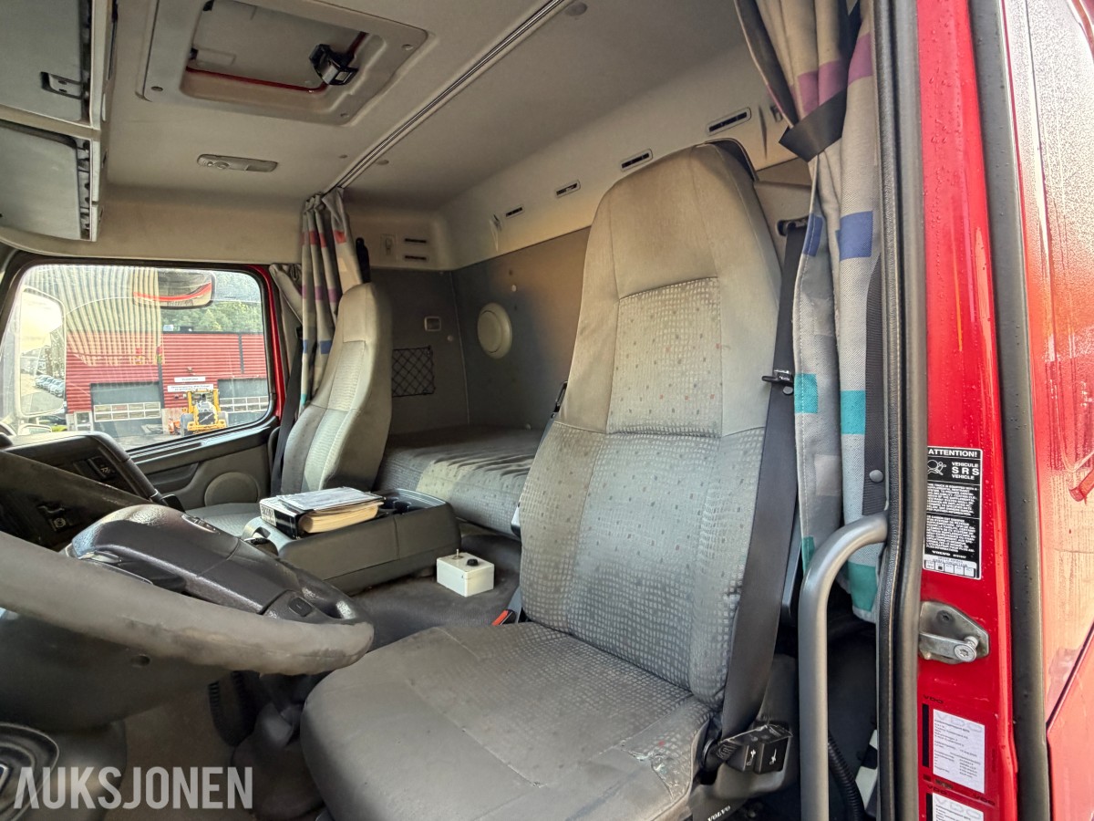 2004 Volvo FM9 Krokløftbil, Multilift 14 tonn