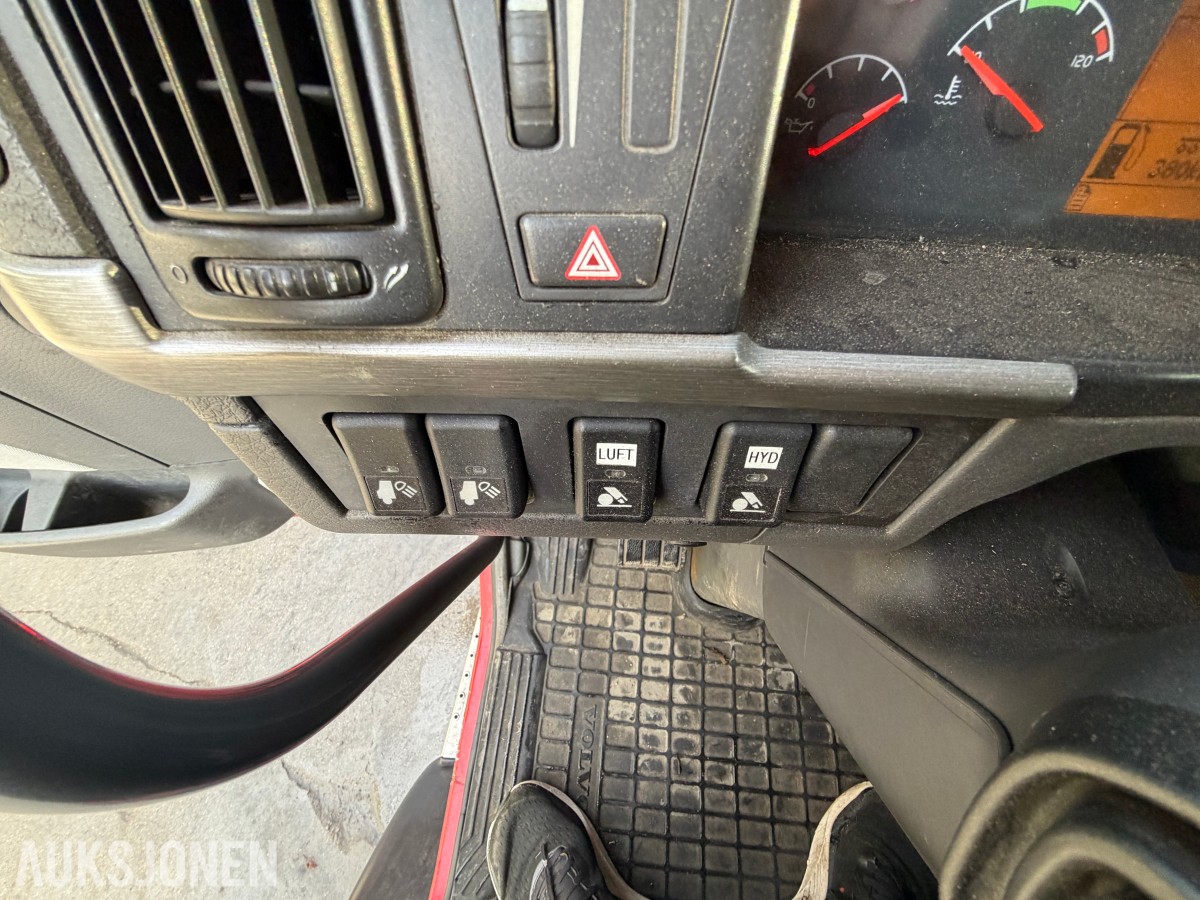2004 Volvo FM9 Krokløftbil, Multilift 14 tonn