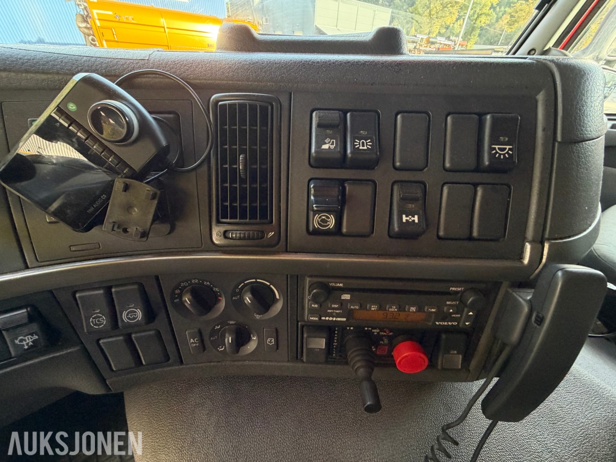 2004 Volvo FM9 Krokløftbil, Multilift 14 tonn