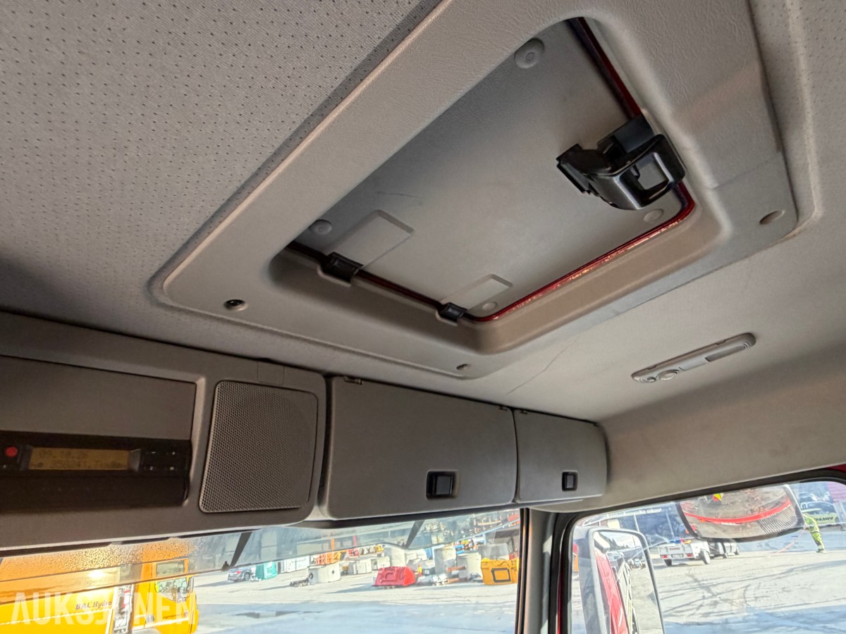2004 Volvo FM9 Krokløftbil, Multilift 14 tonn