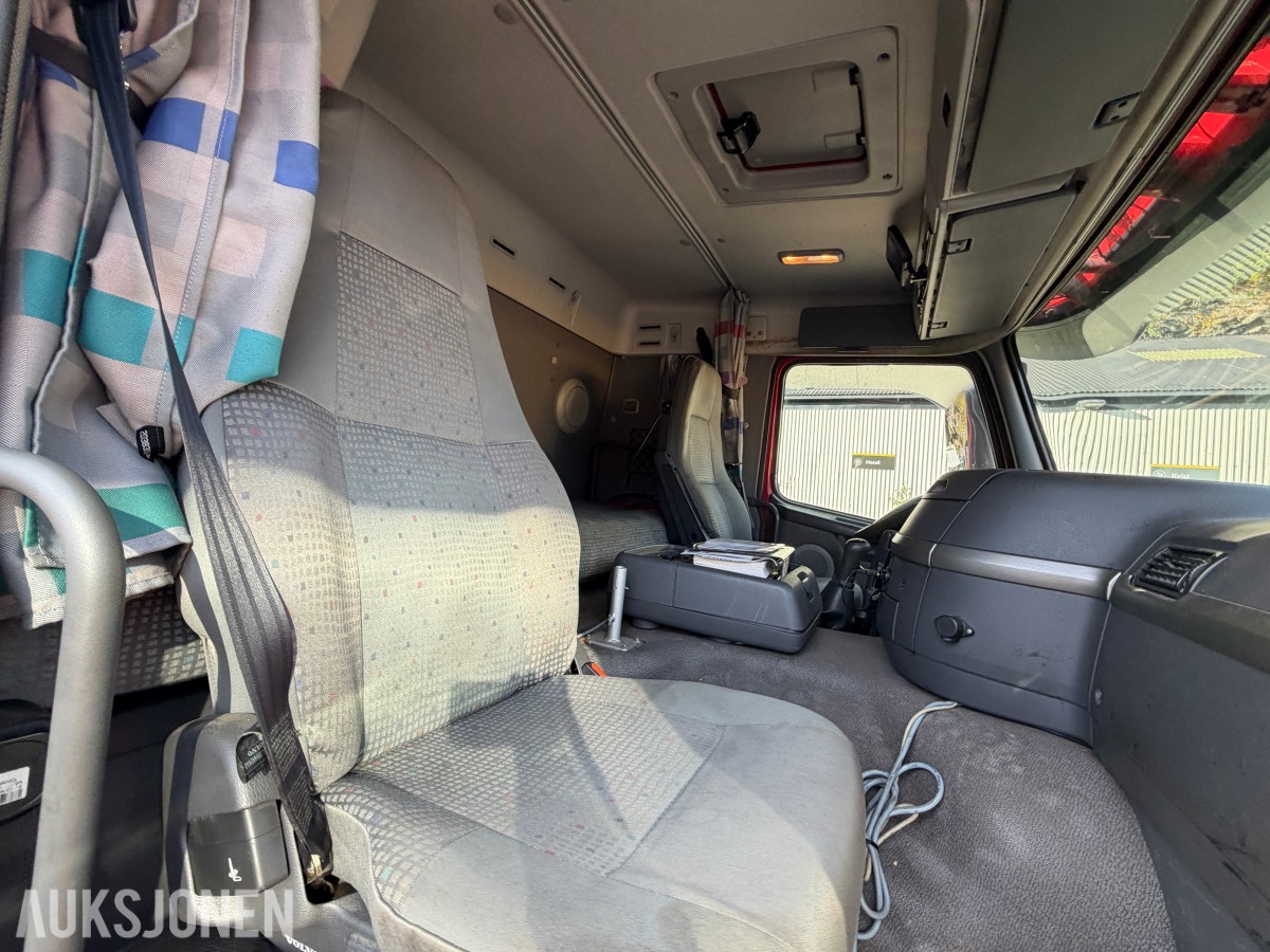 2004 Volvo FM9 Krokløftbil, Multilift 14 tonn