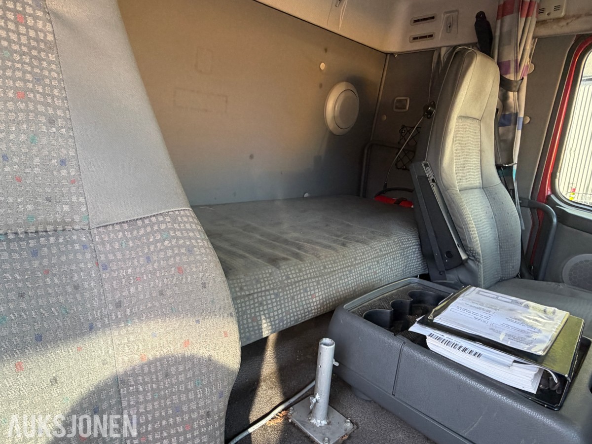 2004 Volvo FM9 Krokløftbil, Multilift 14 tonn