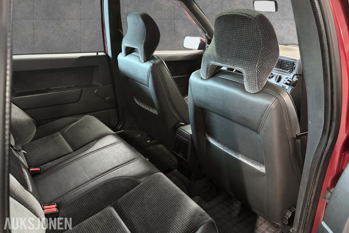 1995 Volvo 850 2.4 144 HK MANUELL SOLTAK HENGERFESTE