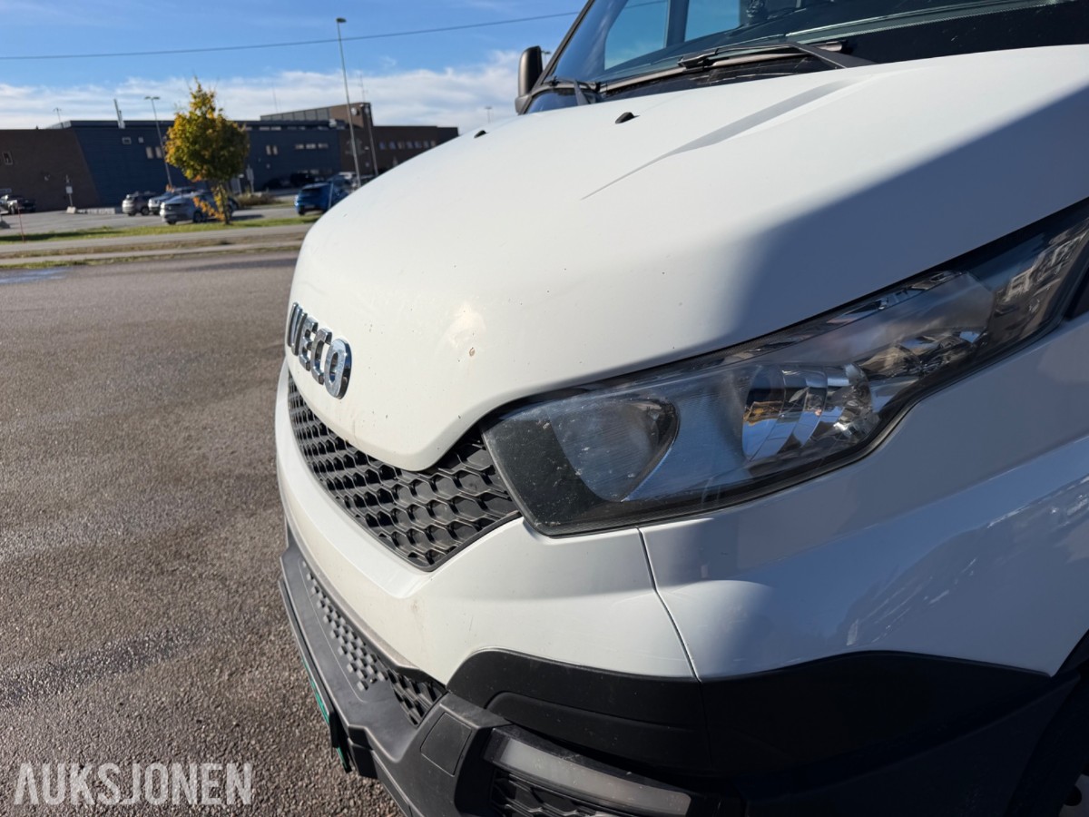 2016 mod. Iveco Daily m/Thermoskap og aggerigat. 174859 km.