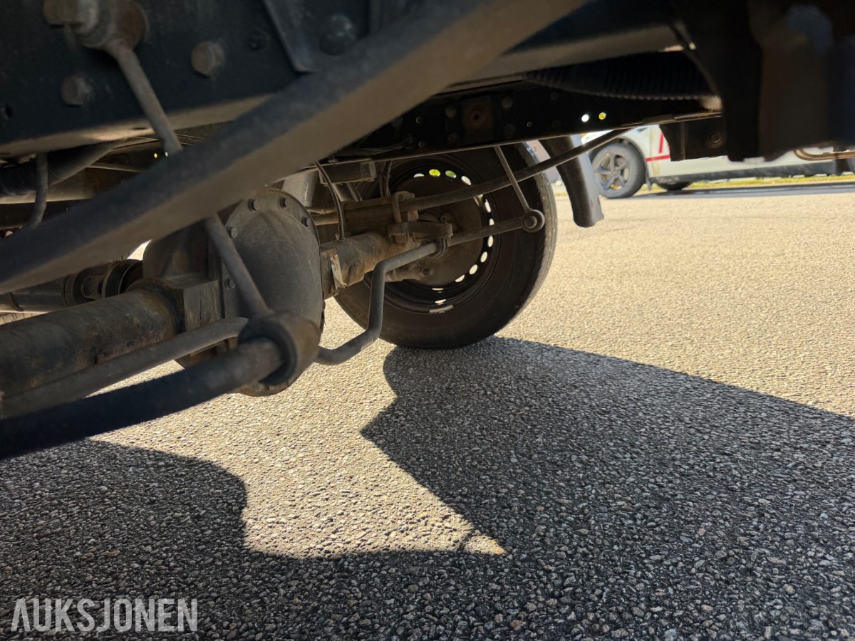 2016 mod. Iveco Daily m/Thermoskap og aggerigat. 174859 km.