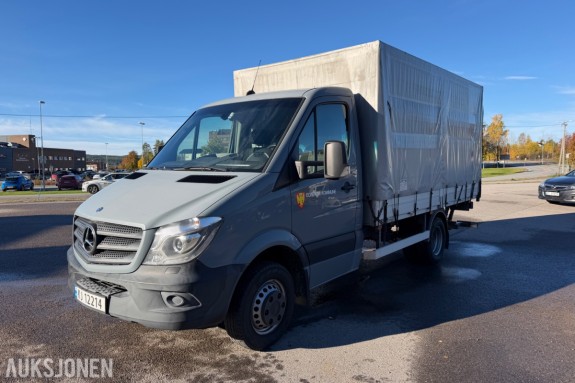 2014 mod Mercedes-Benz Sprinter 516 CDI. Velholdt, Kun 164009 km. Automat, Bakløfter ++