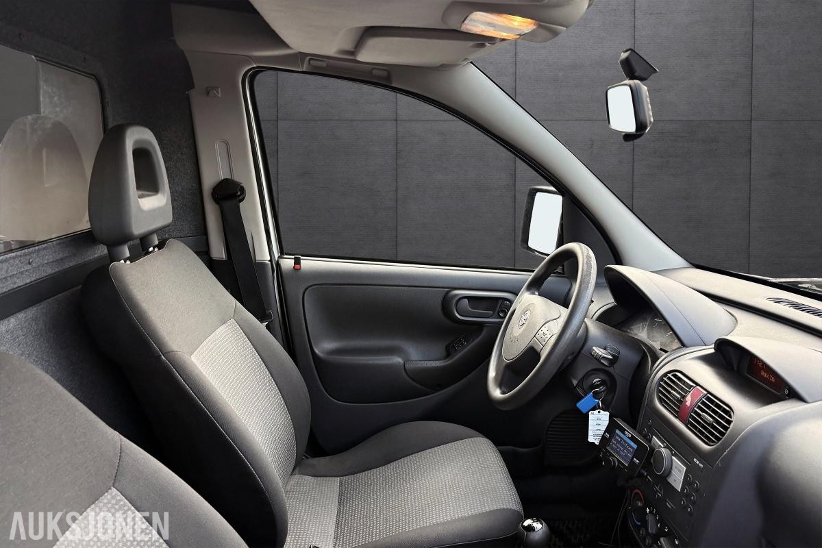 2011 Opel COMBO 1.2-75 D, KUN 83221 KM