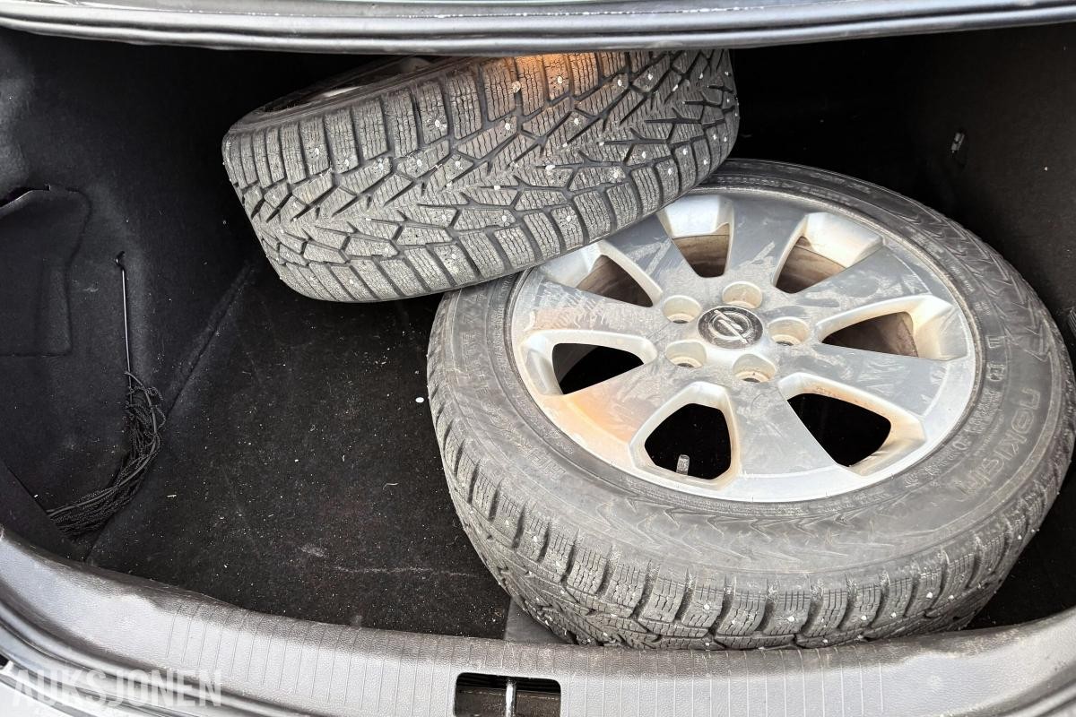 2009 OPEL INSIGNIA 2.0-131 D, KUN 123571 KM