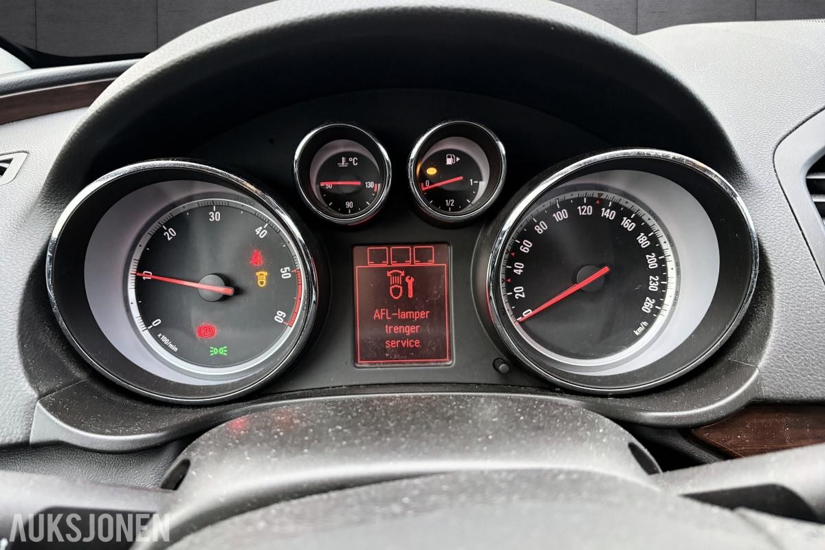 2009 OPEL INSIGNIA 2.0-131 D, KUN 123571 KM